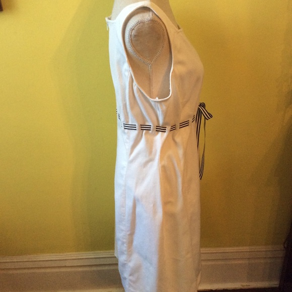 Noviello-Bloom White Sleeveless Empire Dress Sz 12 - Picture 7 of 14